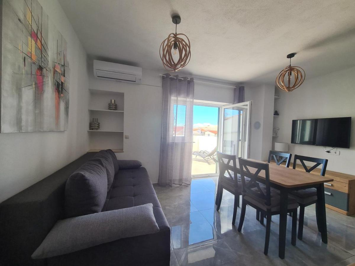 Hello Sunshine - Apartment On The Beach Zubovići Εξωτερικό φωτογραφία